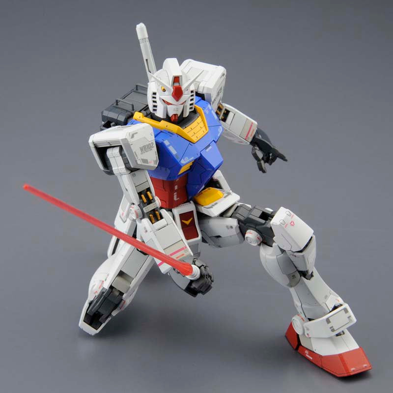 MG 1/100 RX-78-2 Gundam E.F.S.F. Prototype Close-Combat Mobile Suit Ver. 3.0