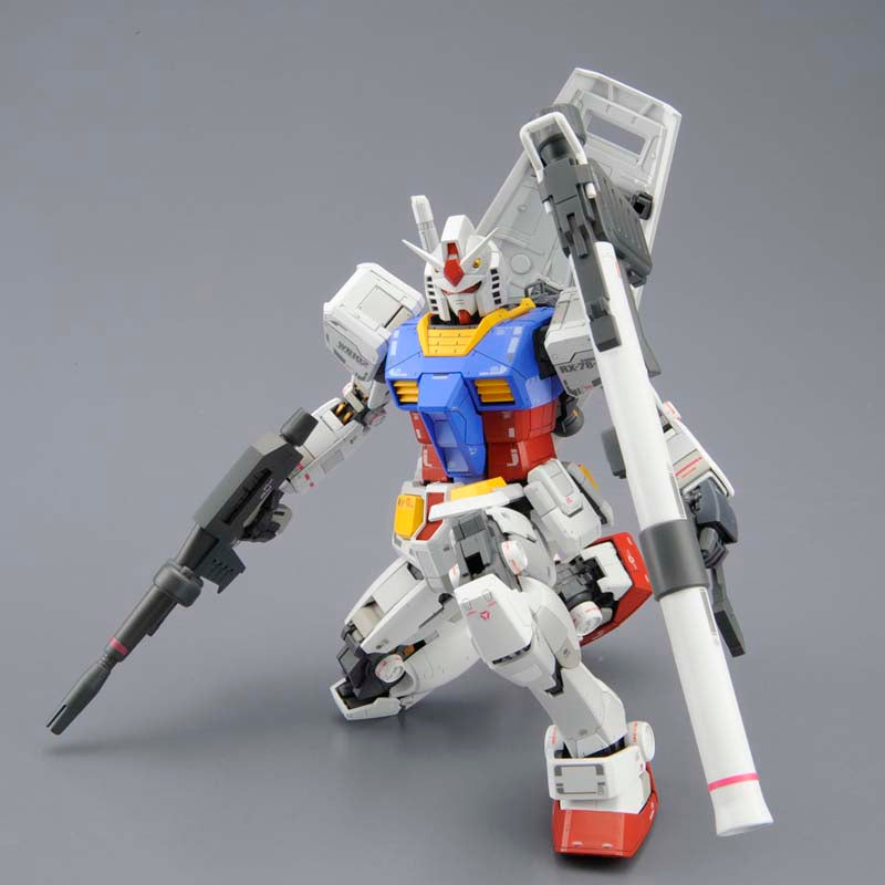 MG 1/100 RX-78-2 Gundam E.F.S.F. Prototype Close-Combat Mobile Suit Ver. 3.0