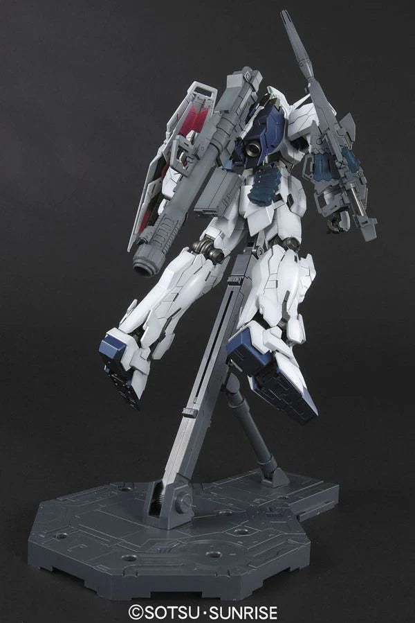MG 1/100 RX-0 Unicorn Gundam Full Psycho-Frame Prototype Mobile Suit