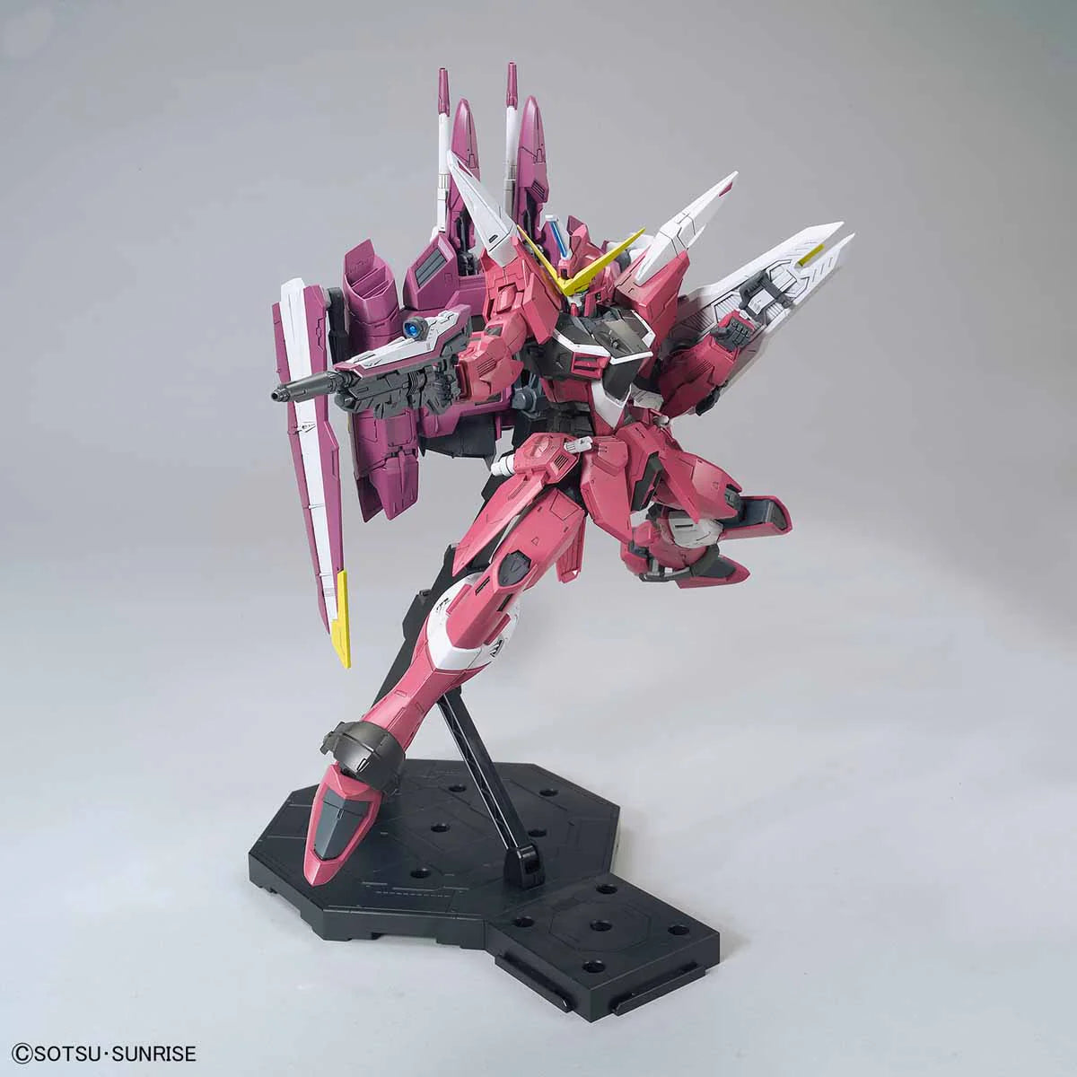 MG 1/100 Justice Gundam ZGMF-X09A