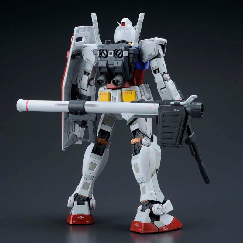 MG 1/100 RX-78-2 Gundam E.F.S.F. Prototype Close-Combat Mobile Suit Ver. 3.0